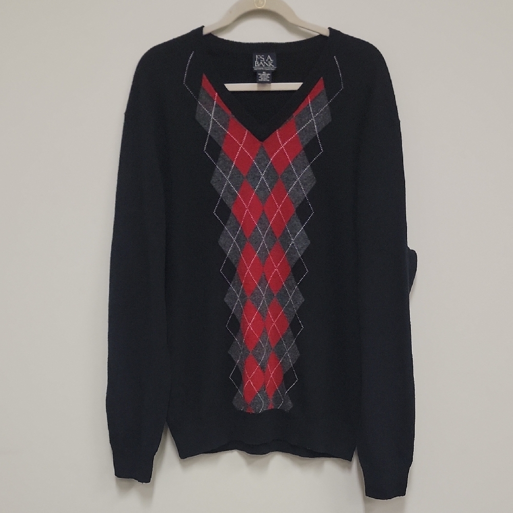 Jos. A. Bank V-Neck Sweater in Black and Red Argyle